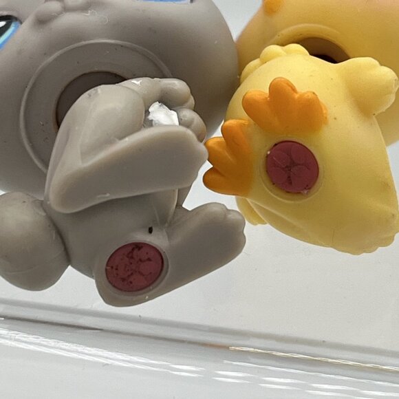 Littlest Pet Shop Gray Bunny Rabbit & Baby Chick Pink Spring Basket 2004 Easter - Picture 6 of 13